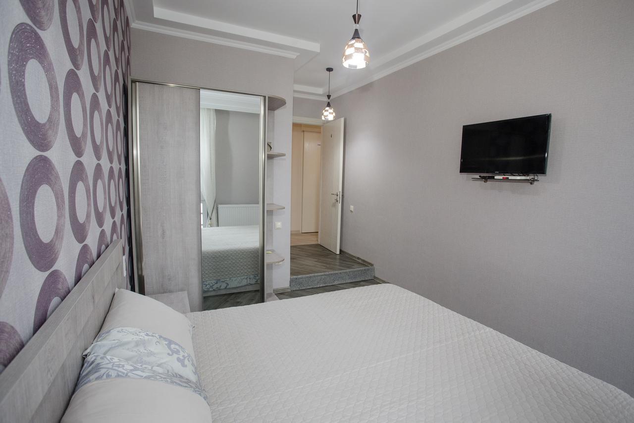 באטומי 5 Rooms מראה חיצוני תמונה